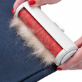 FurVeylo Pet Hair Remover Roller red roller surface macro detail